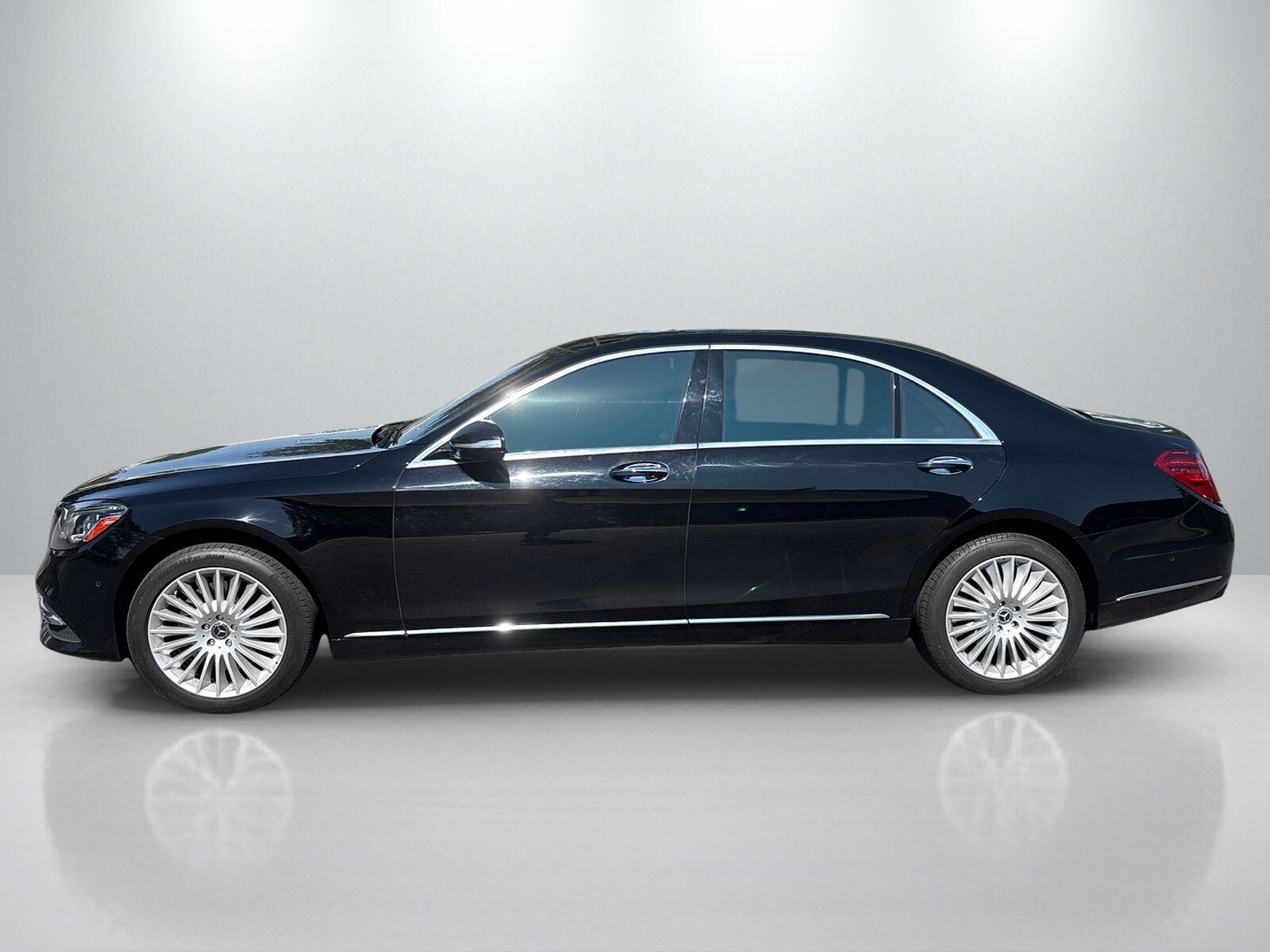 2020 Mercedes Benz S 560 4MATIC photo 4