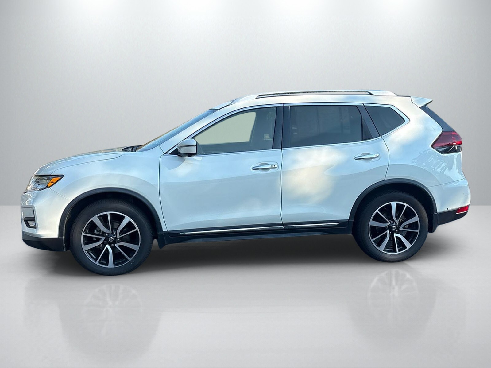 2018 Nissan Rogue SL photo 4