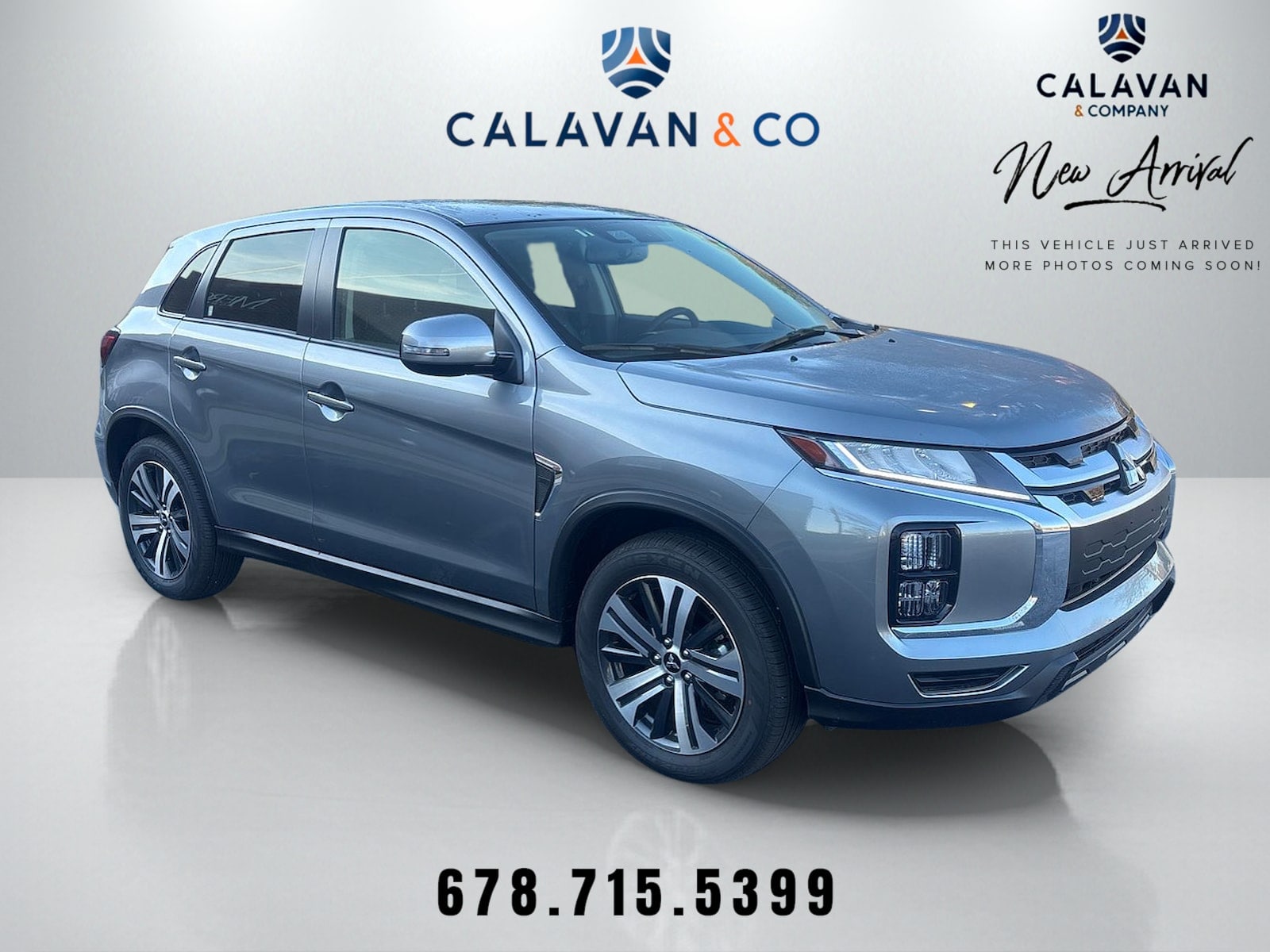 2025 Mitsubishi Outlander Sport SE's photo