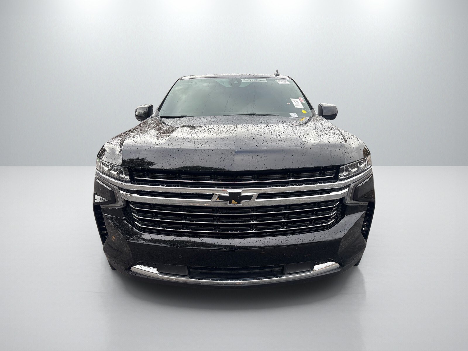 2022 Chevrolet Tahoe LT photo 2