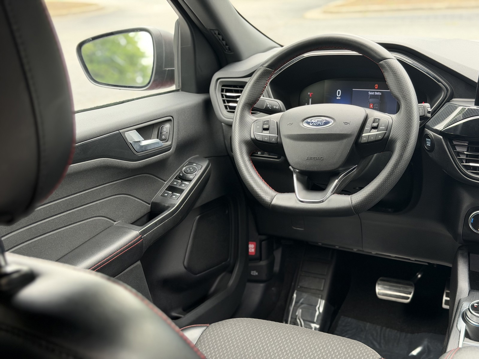 2024 Ford Escape ST-Line - Photo 35