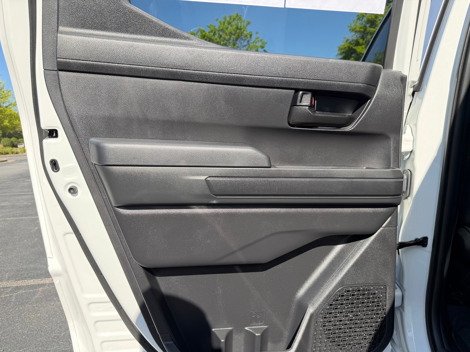 2024 Toyota Tacoma SR - Photo 33