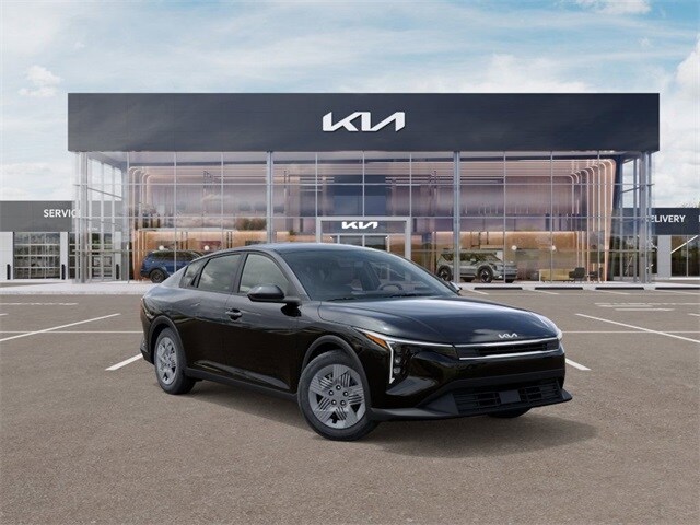 2025 Kia K4 LX photo 3