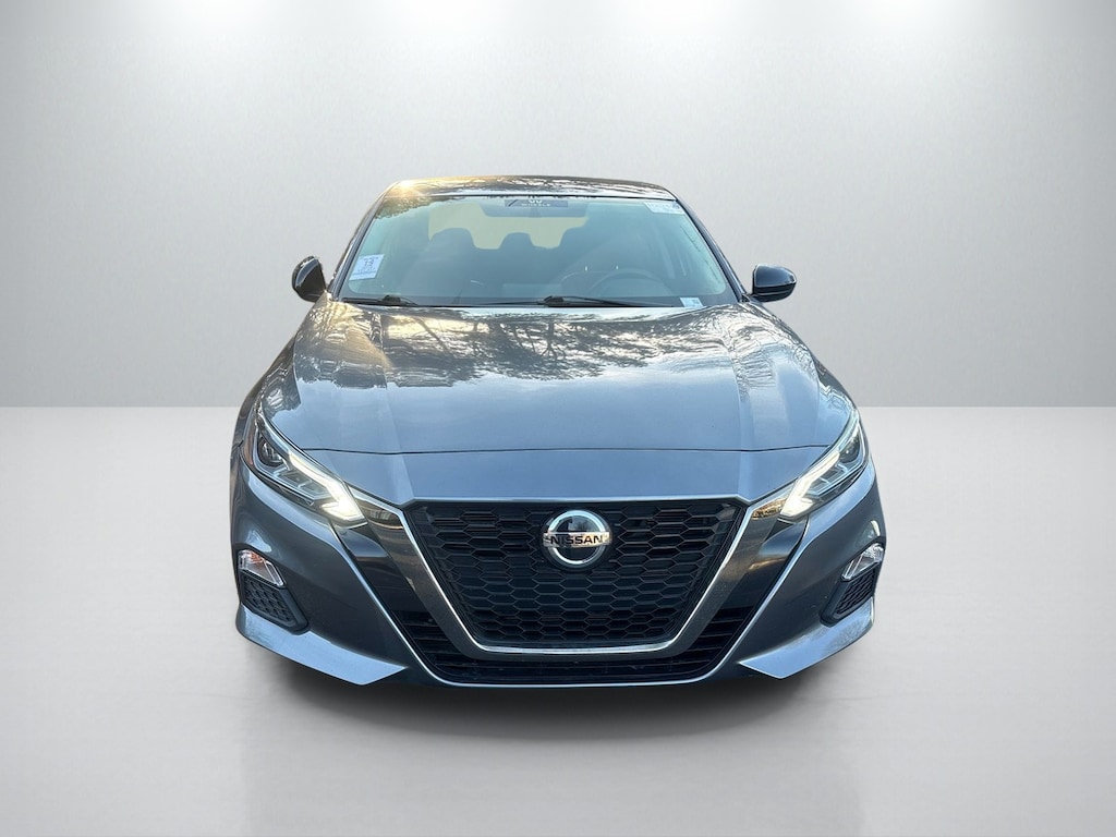 Used 2019 Nissan Altima 2.5 SR Sedan