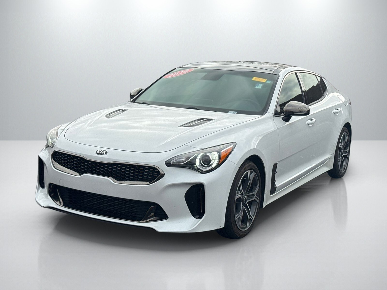 2020 Kia Stinger GT-Line photo 2