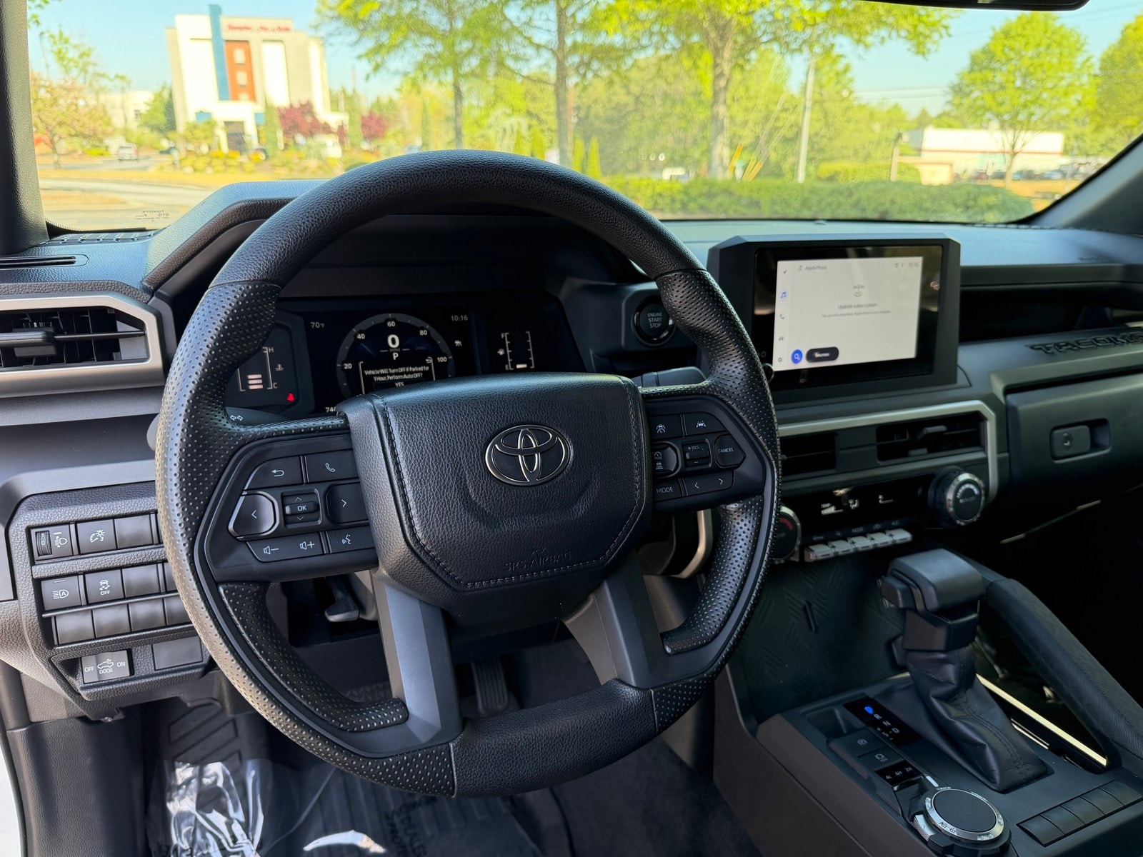2024 Toyota Tacoma SR - Photo 20