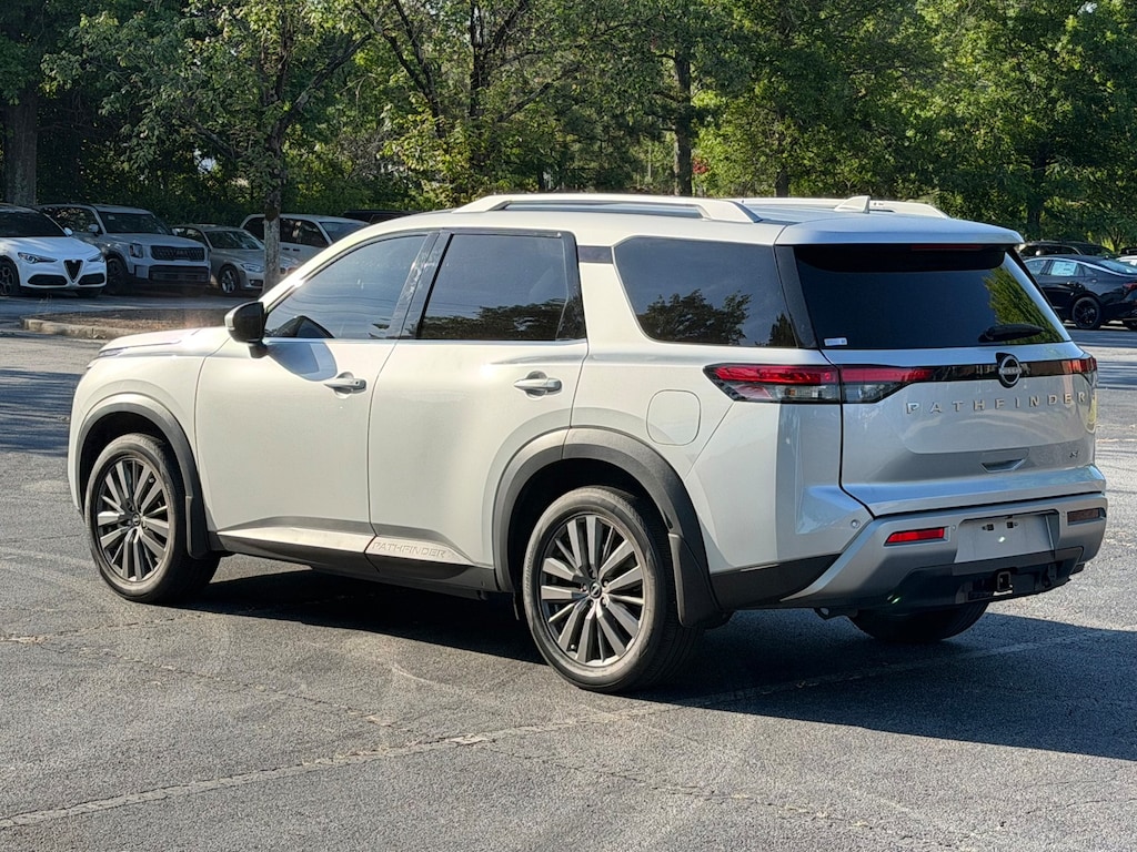 Certified 2025 Nissan Pathfinder SL SUV
