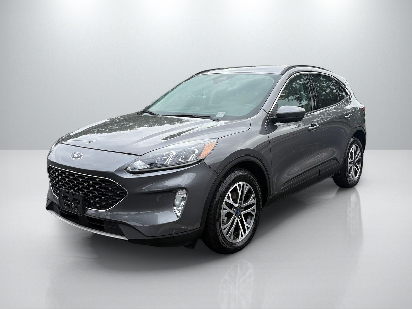 2021 Ford Escape SEL Hybrid photo 3