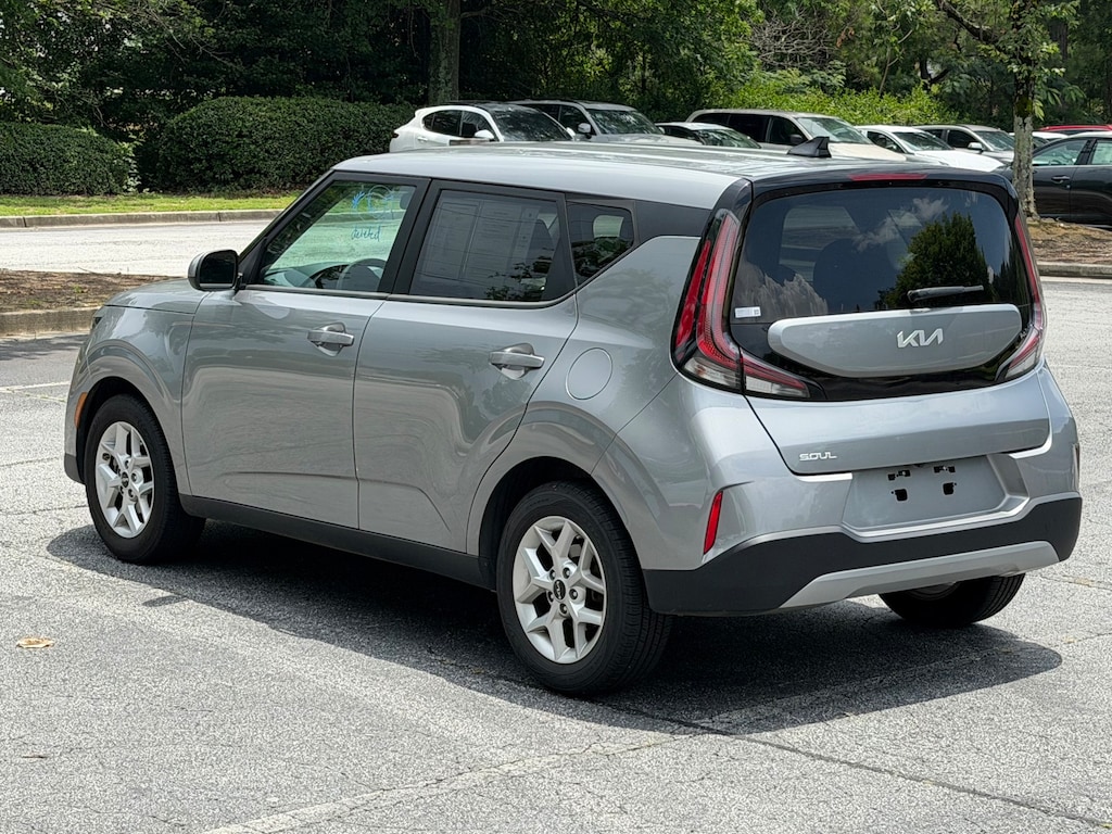 Certified 2024 Kia Soul LX Hatchback