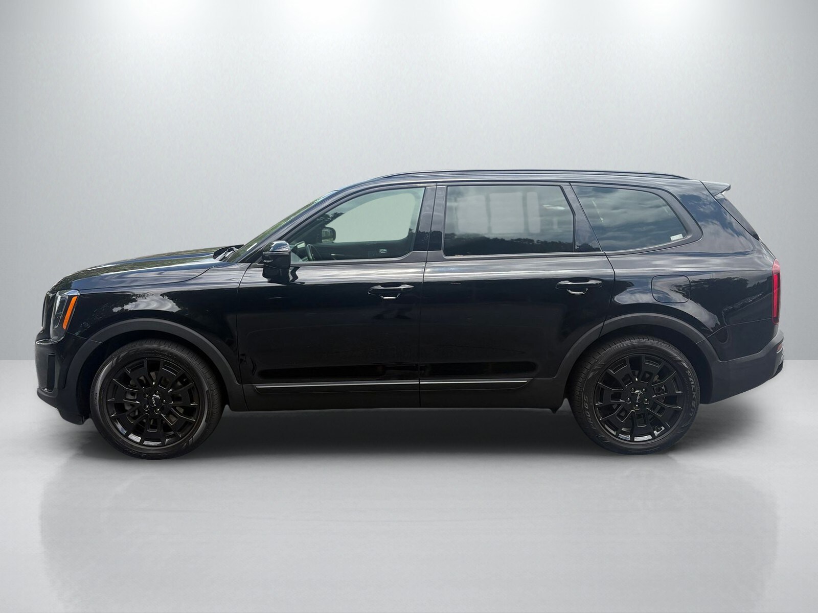 2022 Kia Telluride SX photo 3