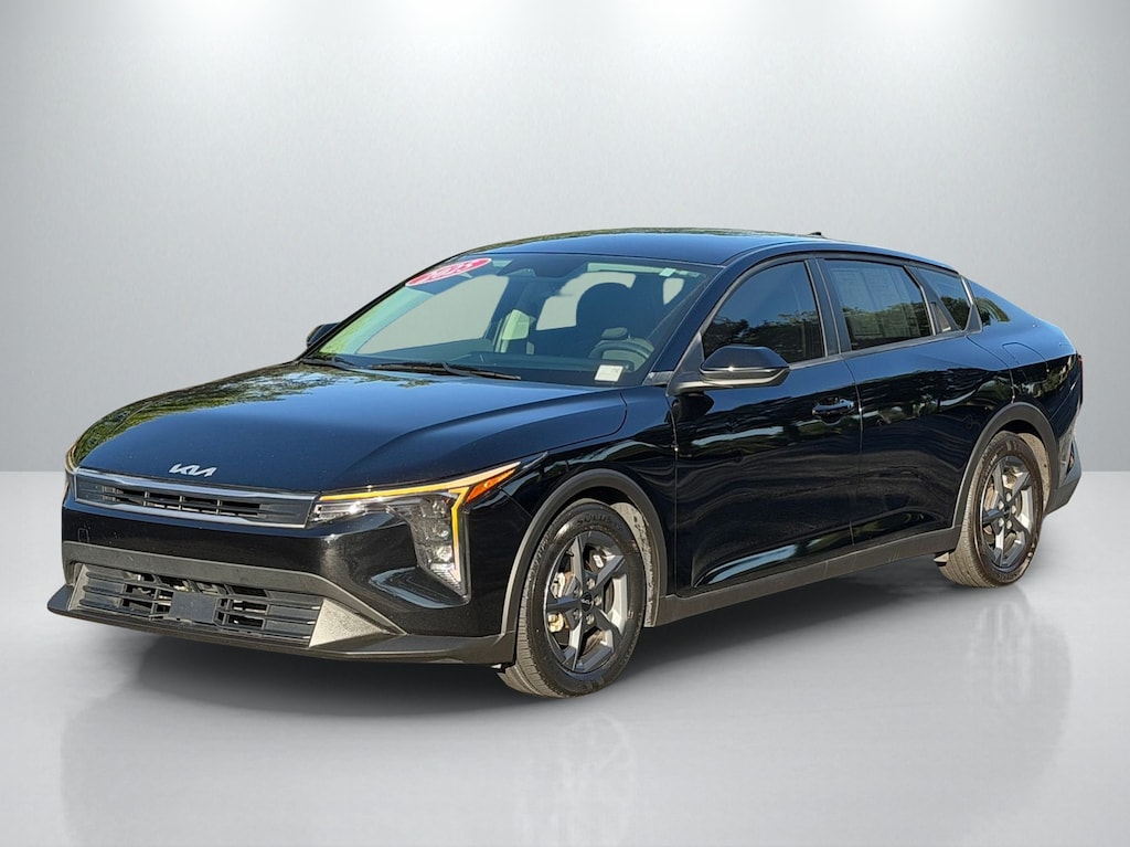 Certified 2025 Kia K4 LXS Sedan