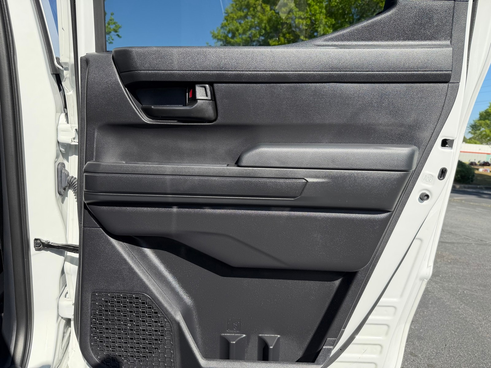2024 Toyota Tacoma SR - Photo 36