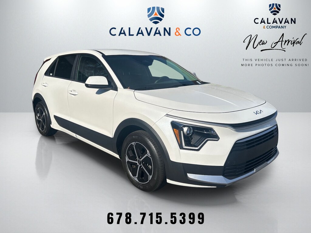 Used 2025 Kia Niro LX SUV