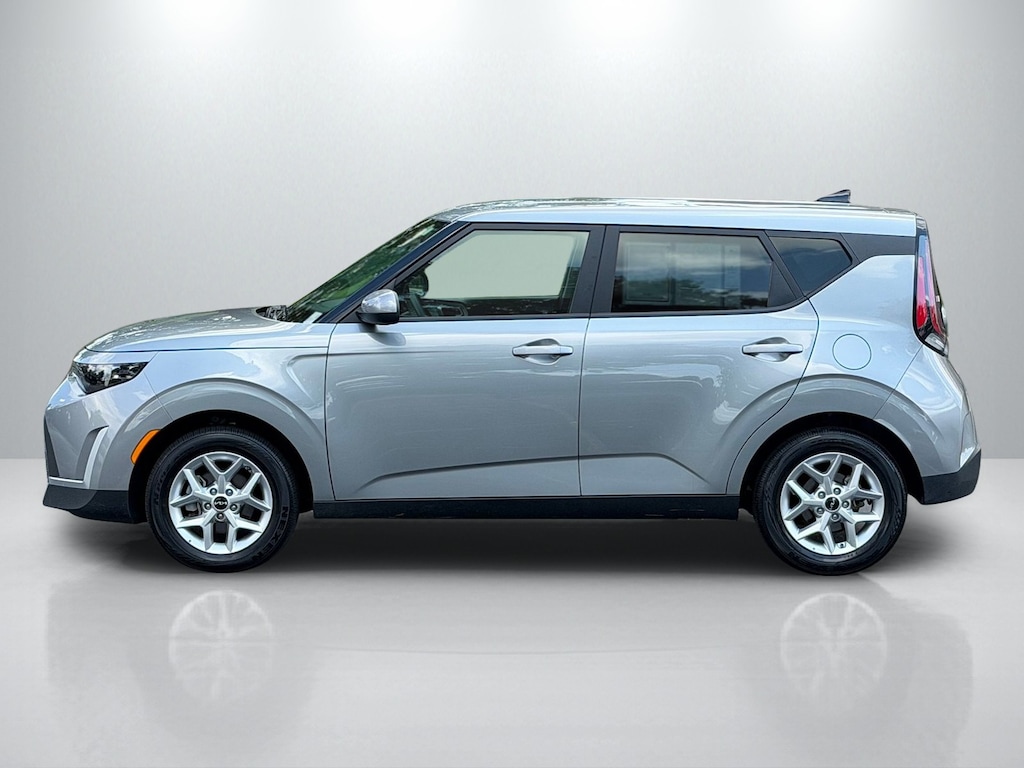 Used 2025 Kia Soul Hatchback