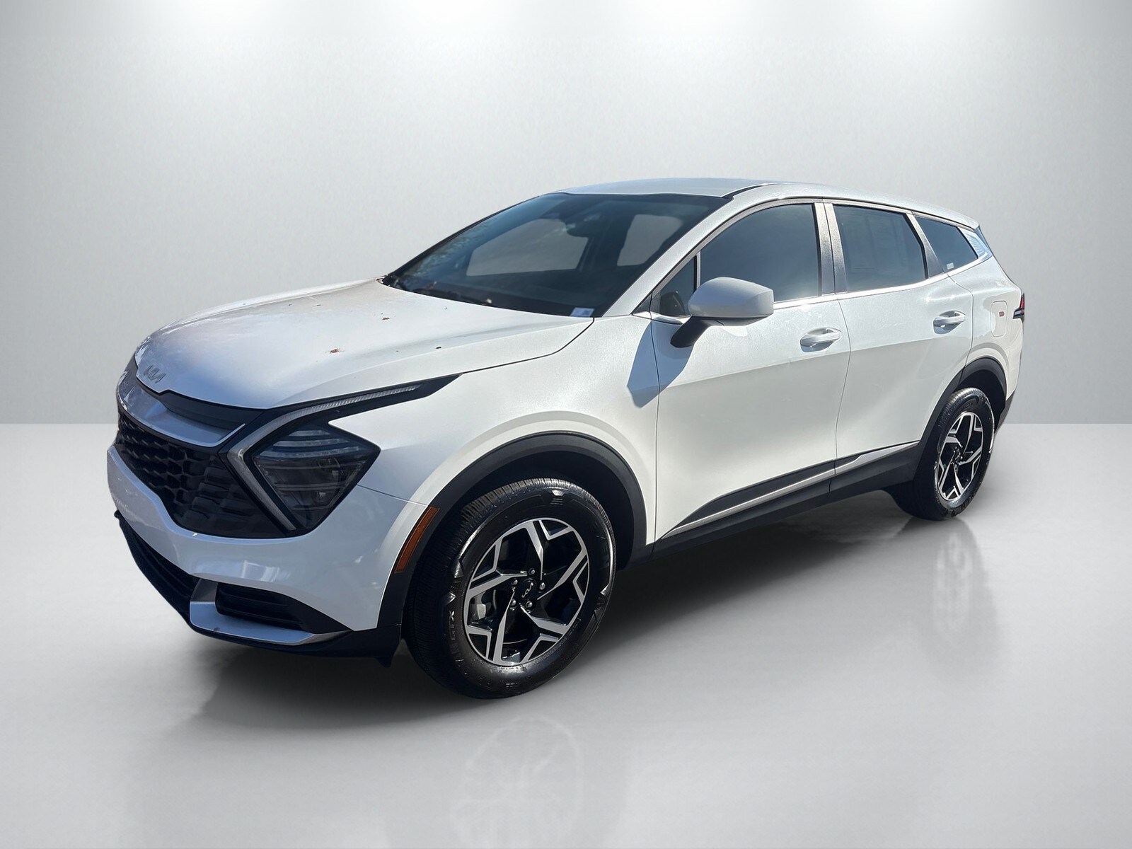 2025 Kia Sportage LX photo 3