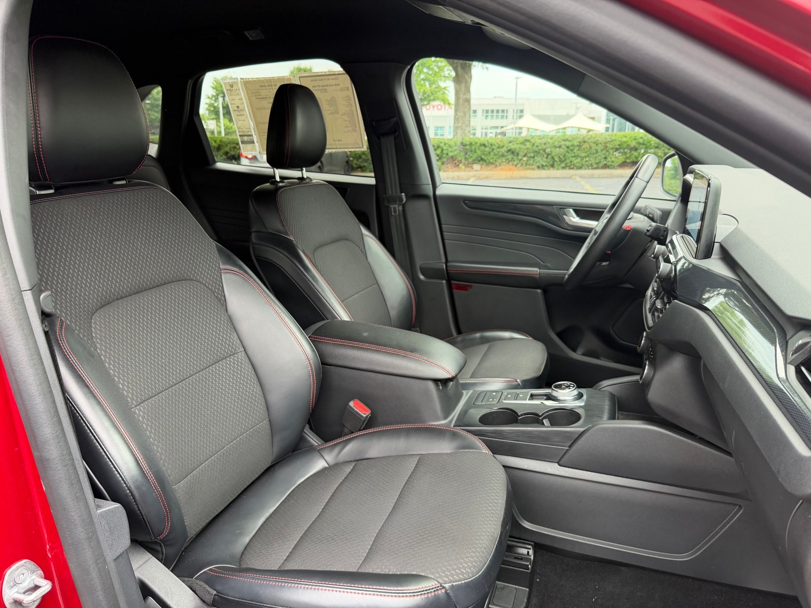 2024 Ford Escape ST-Line - Photo 32