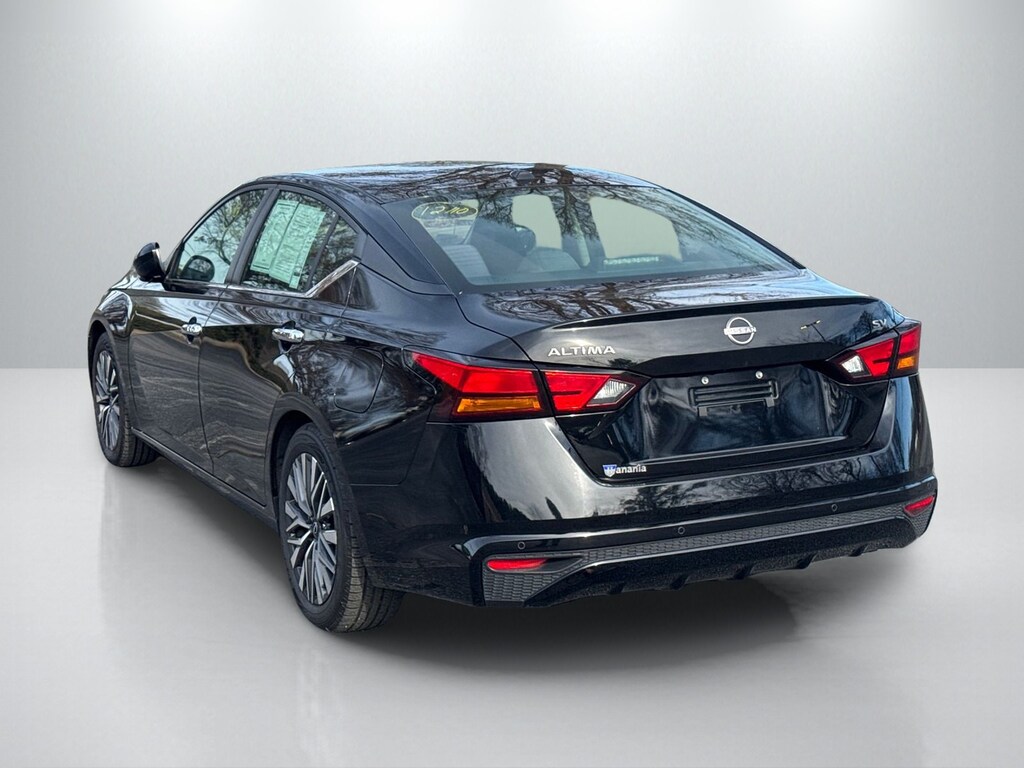 Certified 2023 Nissan Altima 2.5 SV Sedan