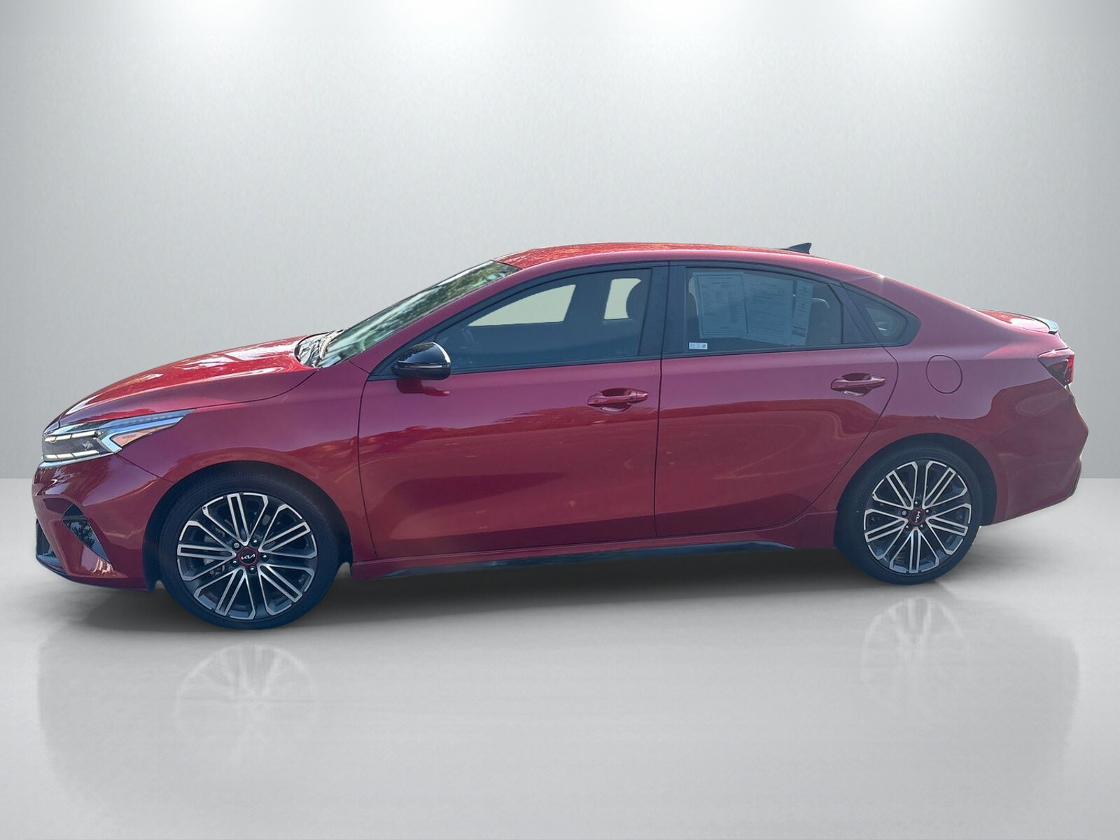 2024 Kia Forte GT photo 4