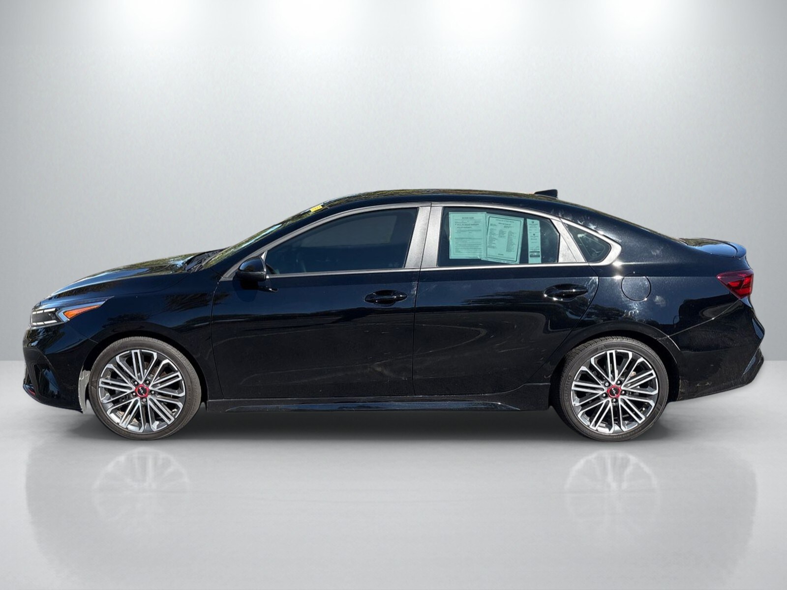 2024 Kia Forte GT photo 2