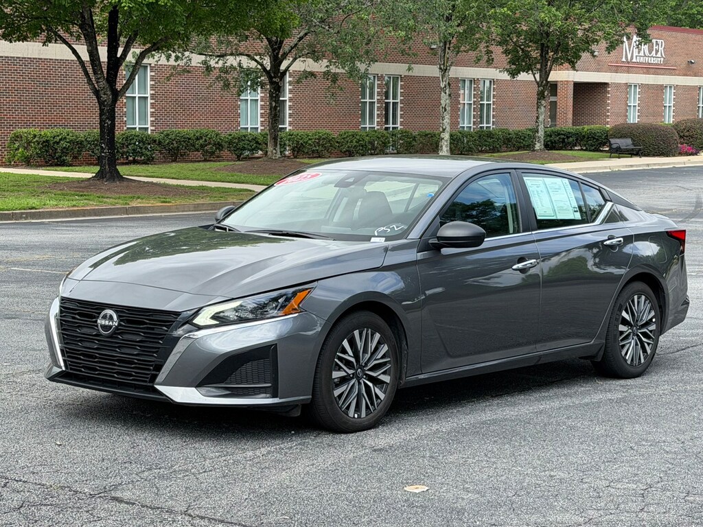 Certified 2025 Nissan Altima SV Sedan