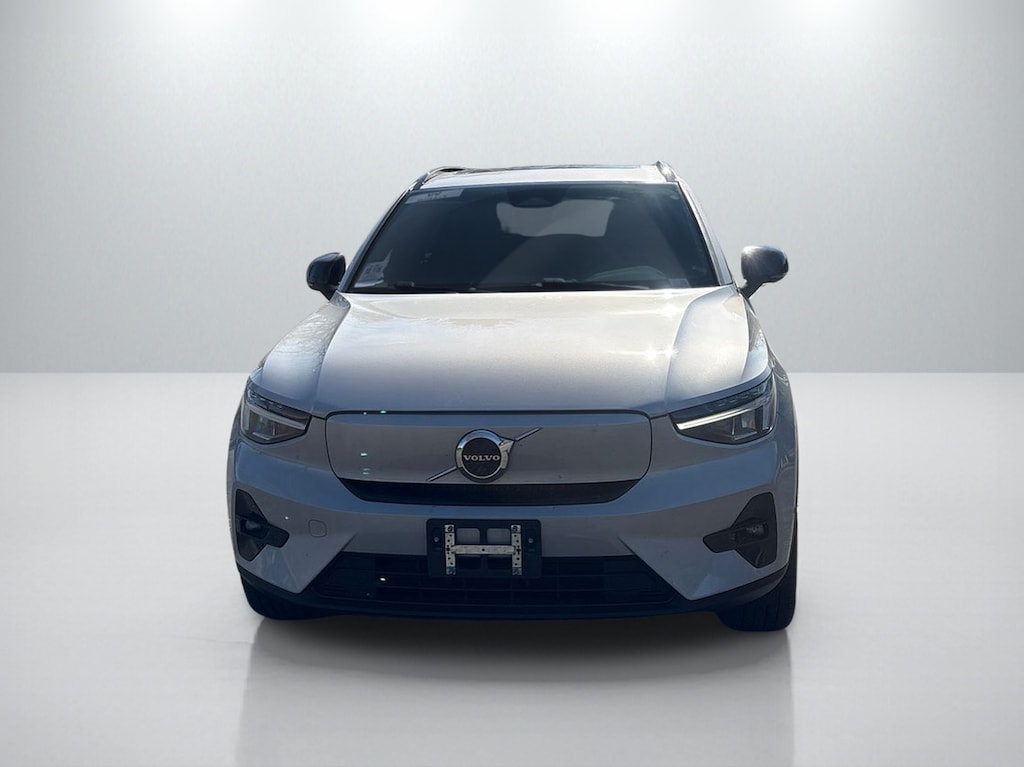 Certified 2023 Volvo XC40 Recharge Pure Electric Plus SUV