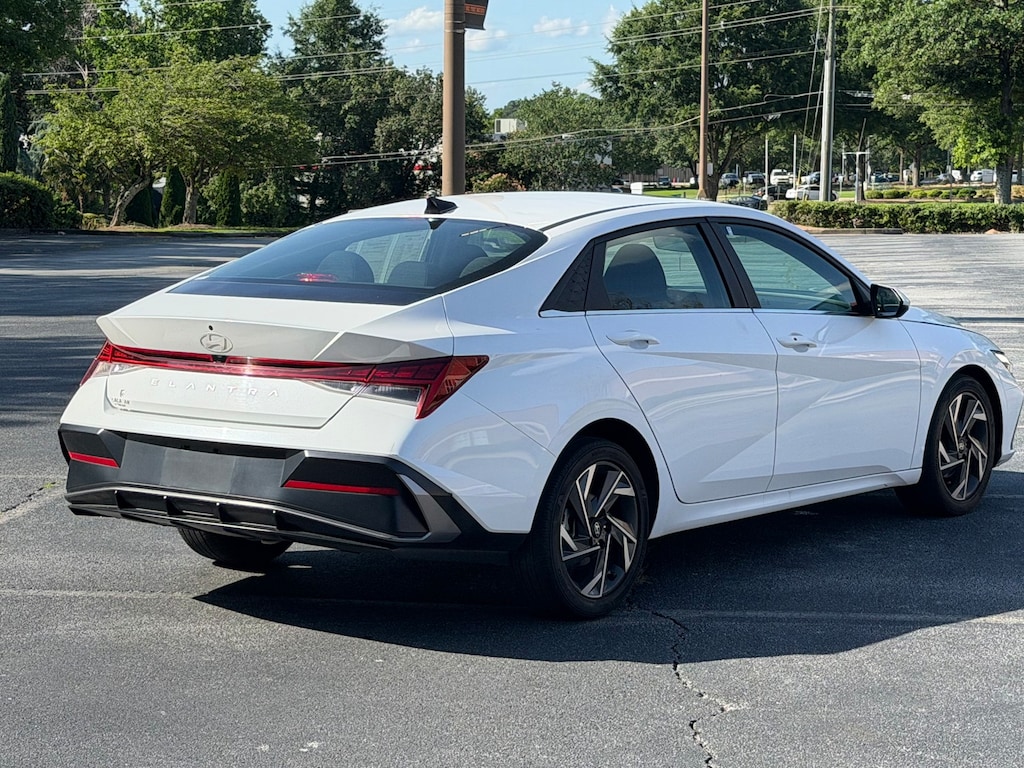 Certified 2024 Hyundai Elantra SEL Sedan