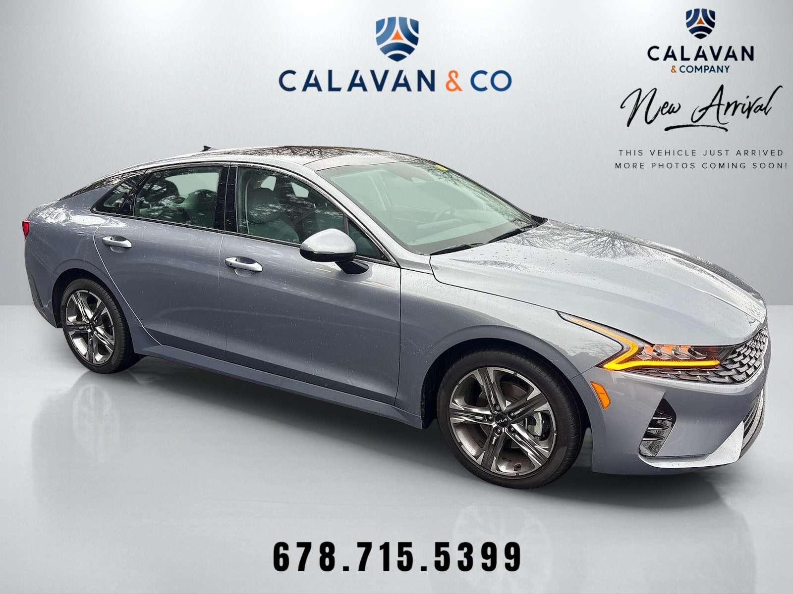 2023 Kia K5 EX's photo