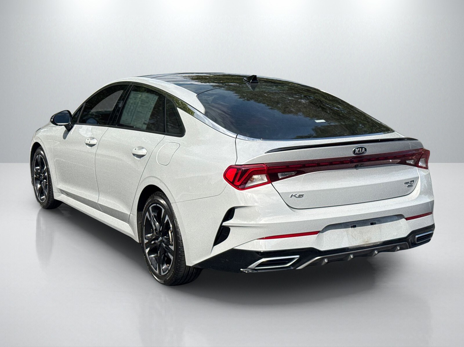 2021 Kia K5 GT-Line photo 3