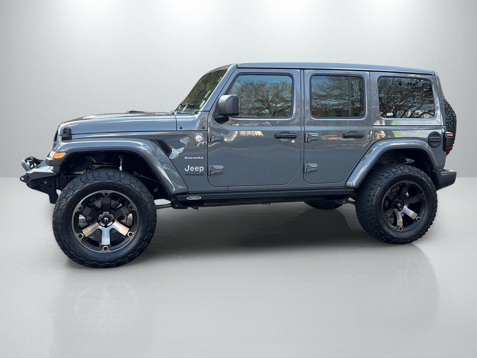 2020 Jeep Wrangler Unlimited Sahara photo 4