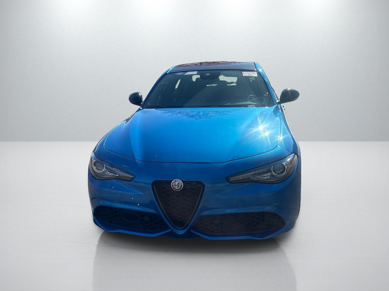 2022 Alfa Romeo Giulia Ti photo 2