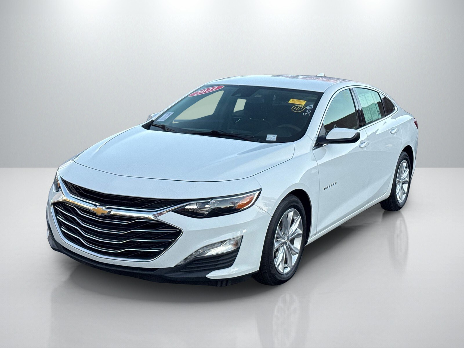 2021 Chevrolet Malibu 1LT photo 2