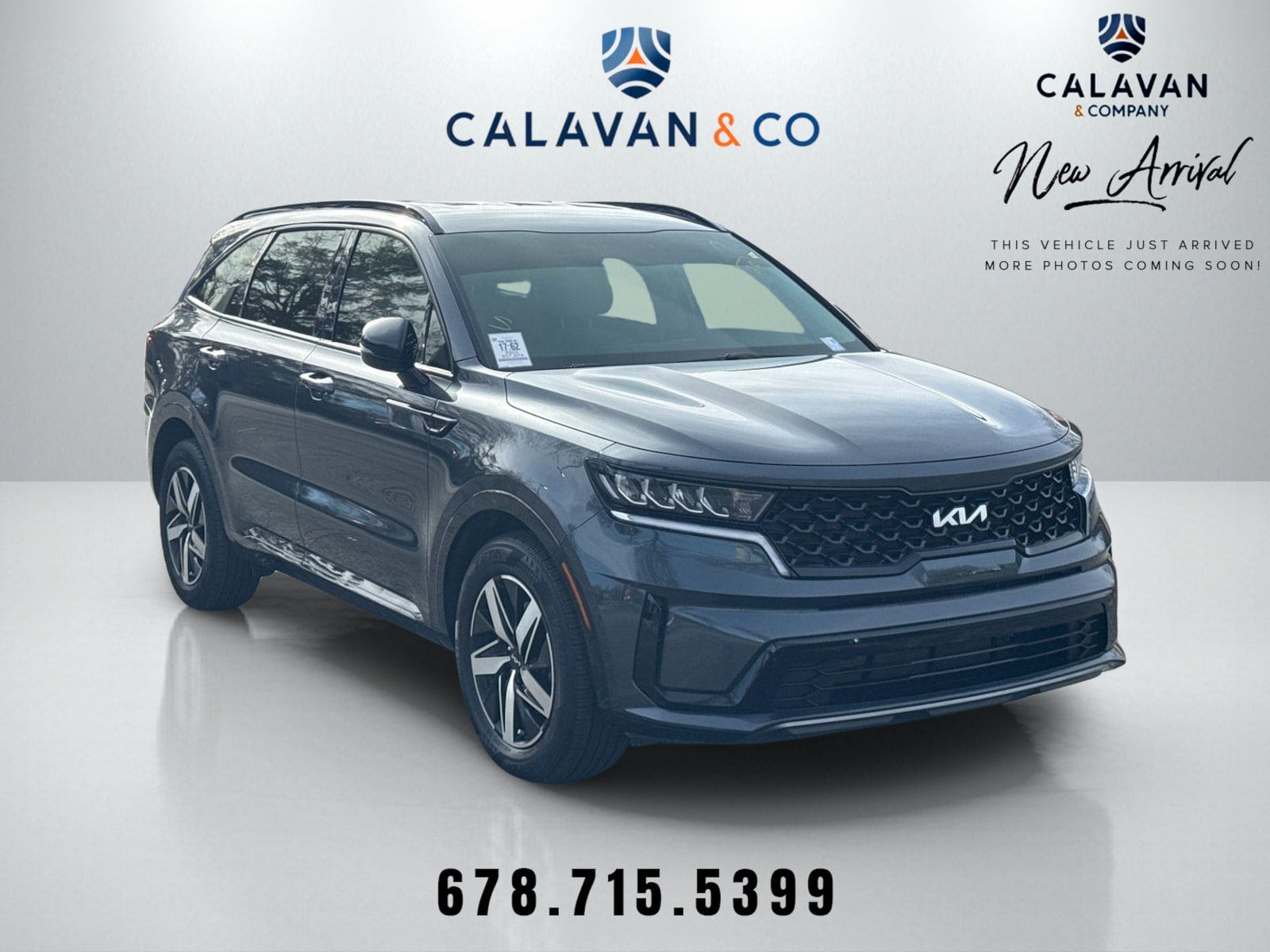 2023 Kia Sorento S's photo