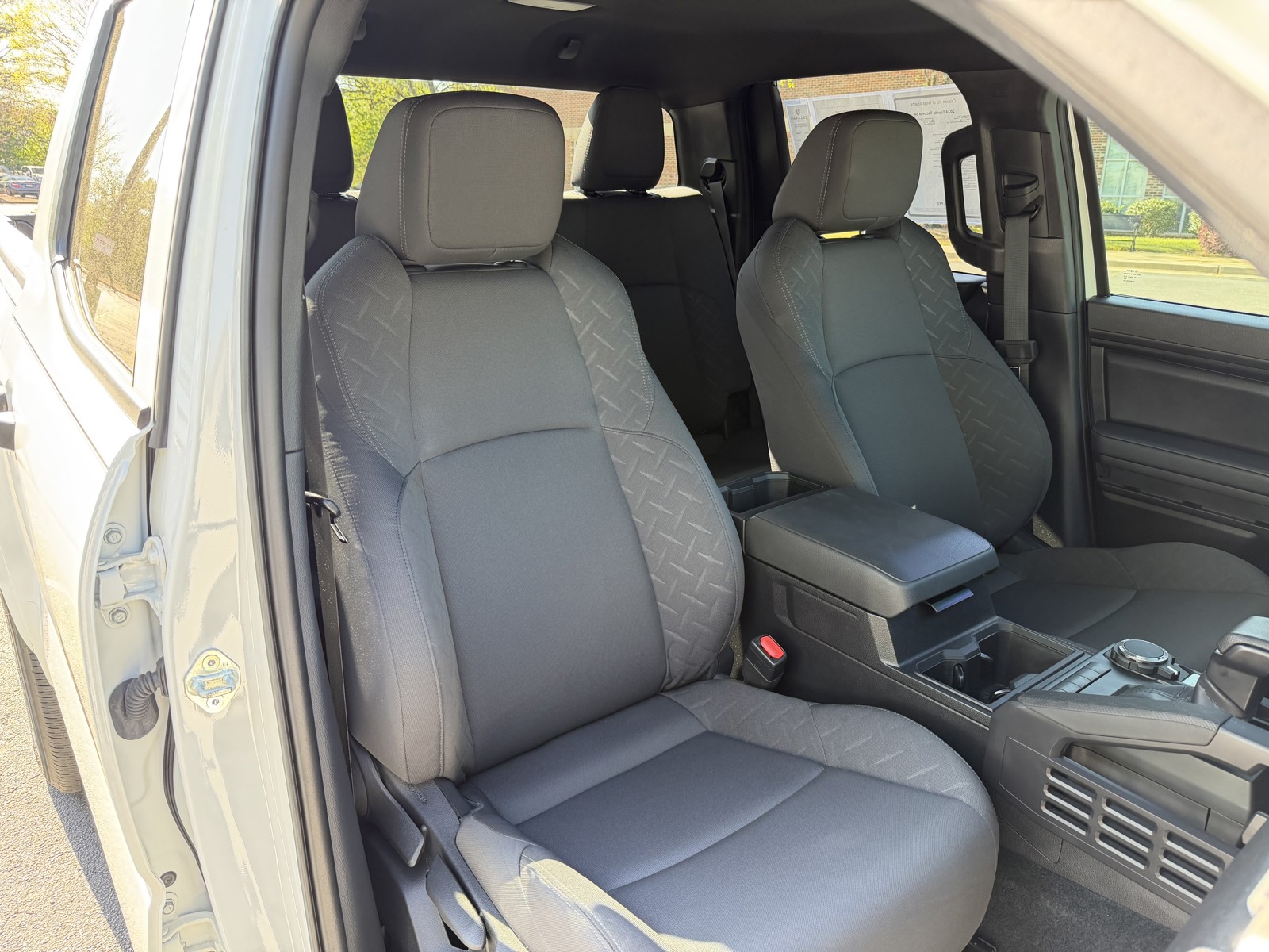 2024 Toyota Tacoma SR - Photo 42