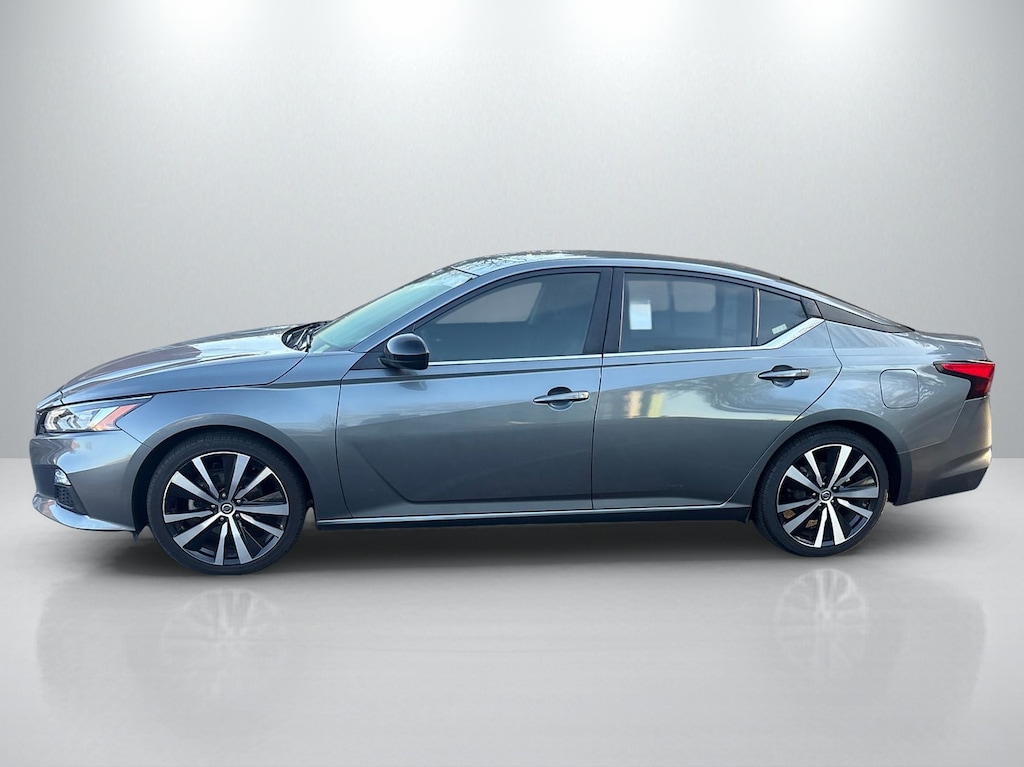Used 2019 Nissan Altima 2.5 SR Sedan