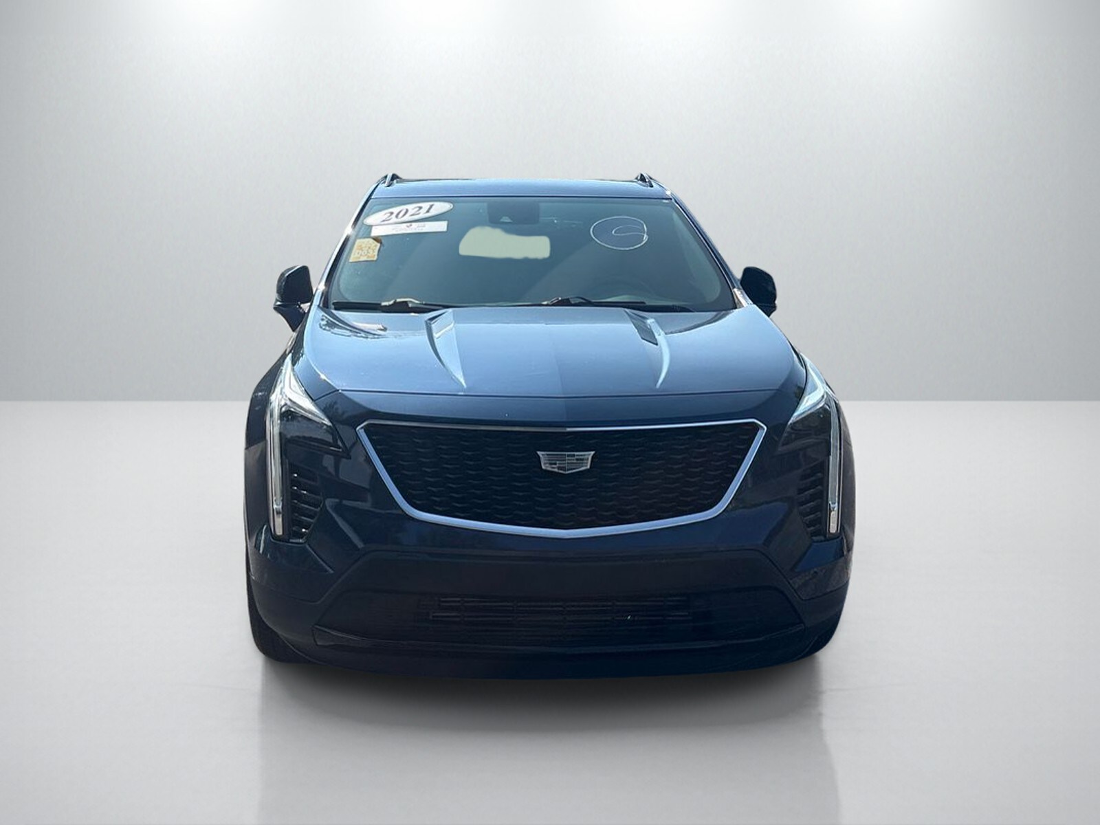 2021 Cadillac XT4 Sport photo 2