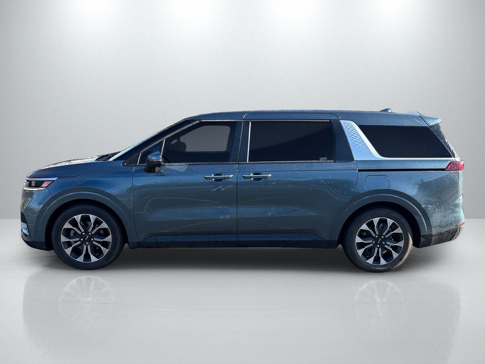 2024 Kia Carnival EX photo 4