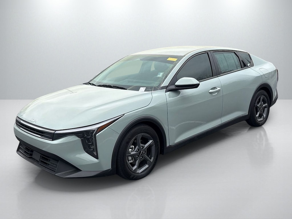 Certified 2025 Kia K4 LXS Sedan
