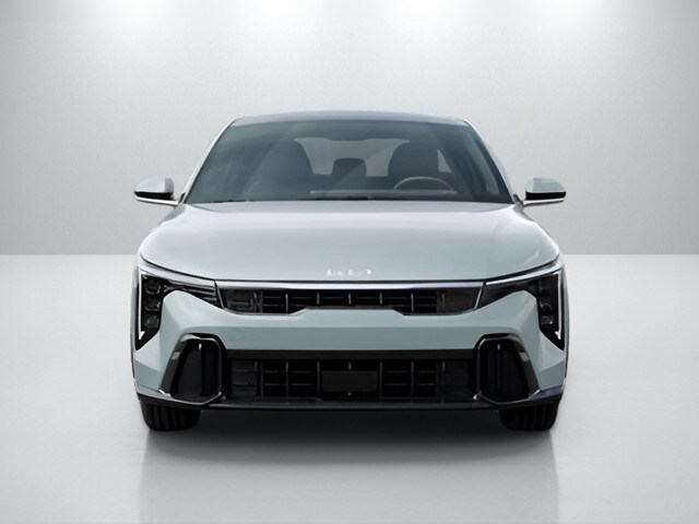2025 Kia K4 GT-Line photo 2