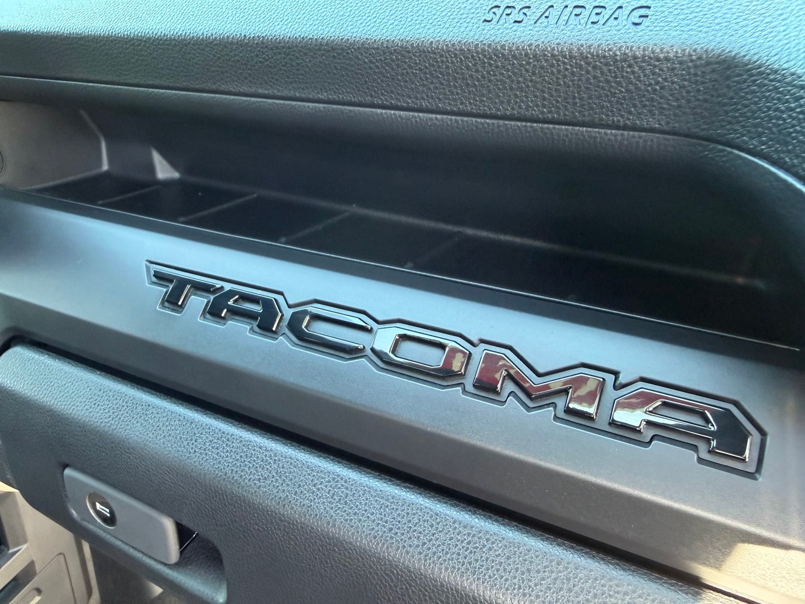 2024 Toyota Tacoma SR - Photo 44