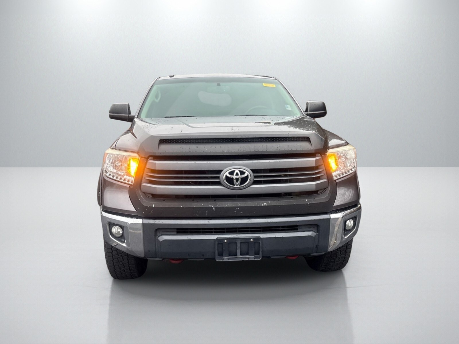 2015 Toyota Tundra SR5 Grade photo 2