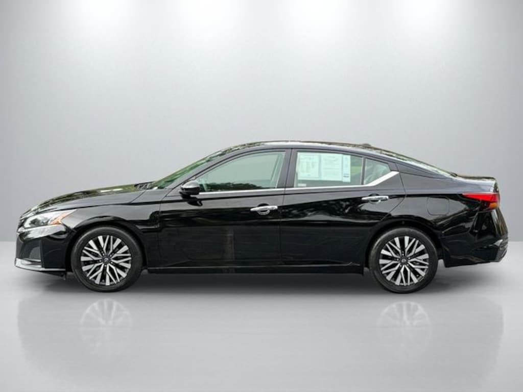 Certified 2023 Nissan Altima 2.5 SV Sedan