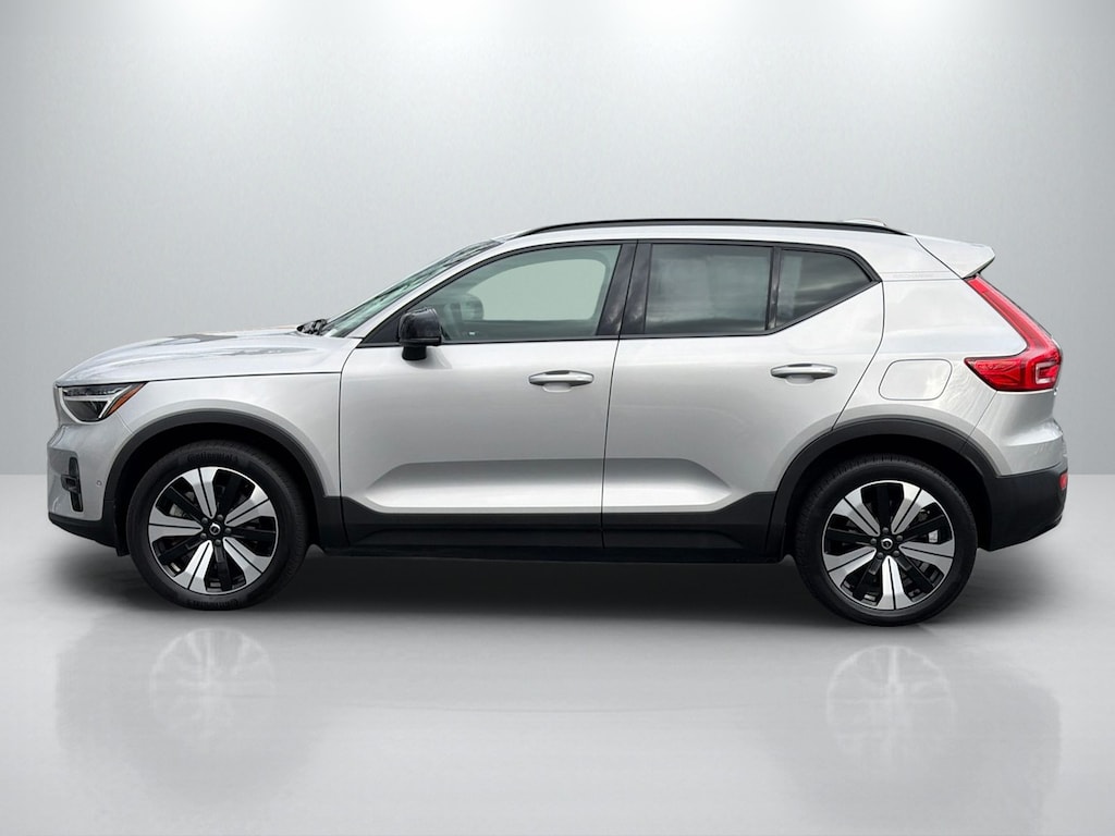 Certified 2023 Volvo XC40 Recharge Pure Electric Plus SUV