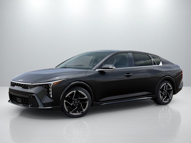 2025 Kia K4 GT-Line photo 3