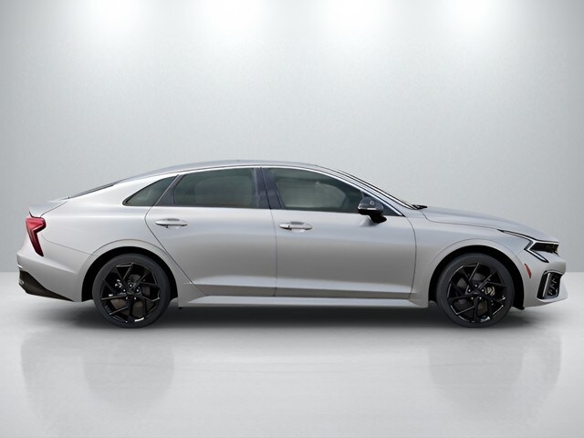 2026 Kia K5 GT-Line photo 2