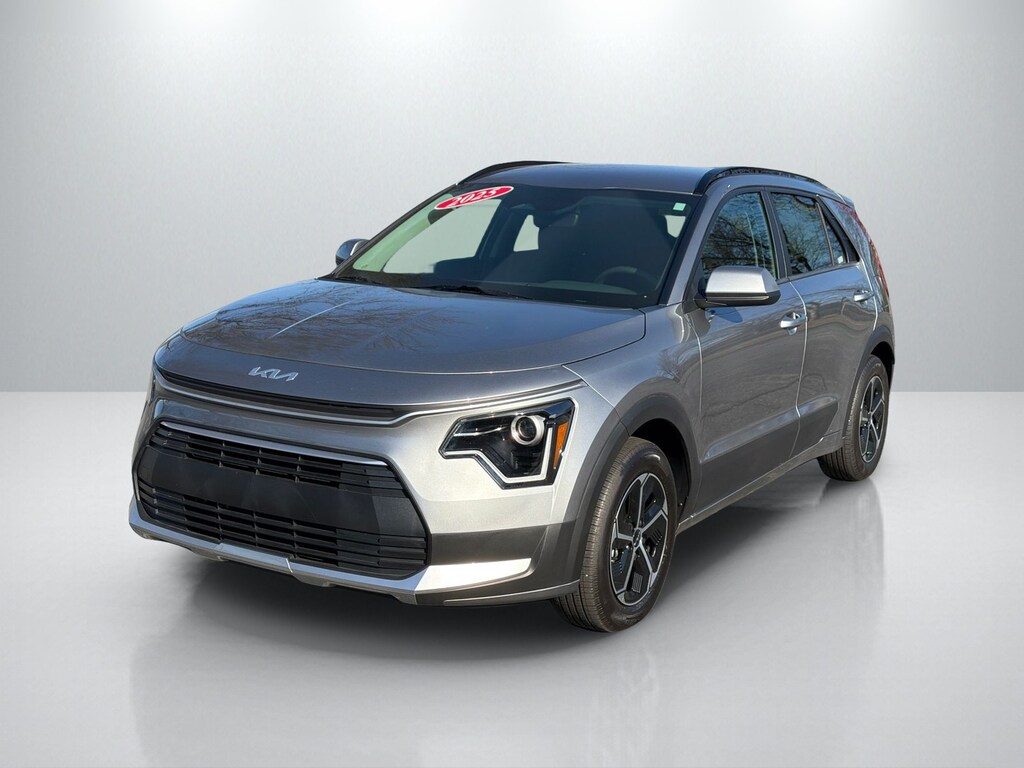 Certified 2025 Kia Niro LX SUV