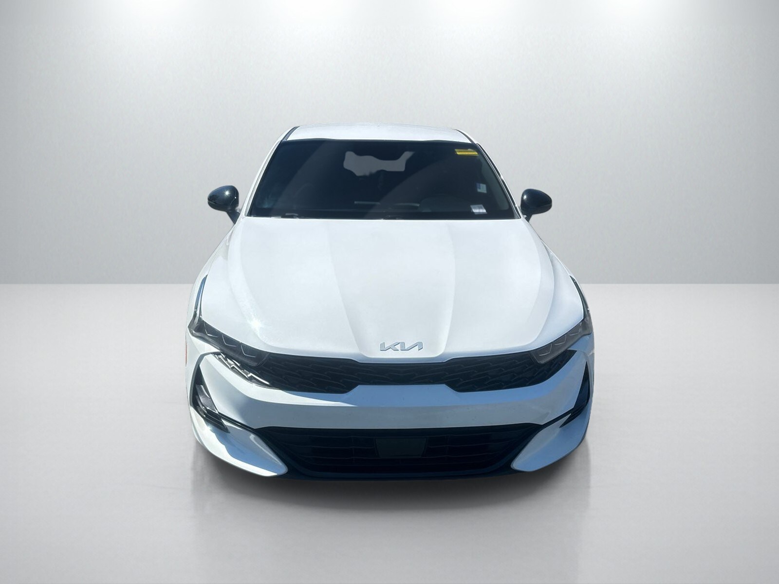 2023 Kia K5 GT-Line photo 2