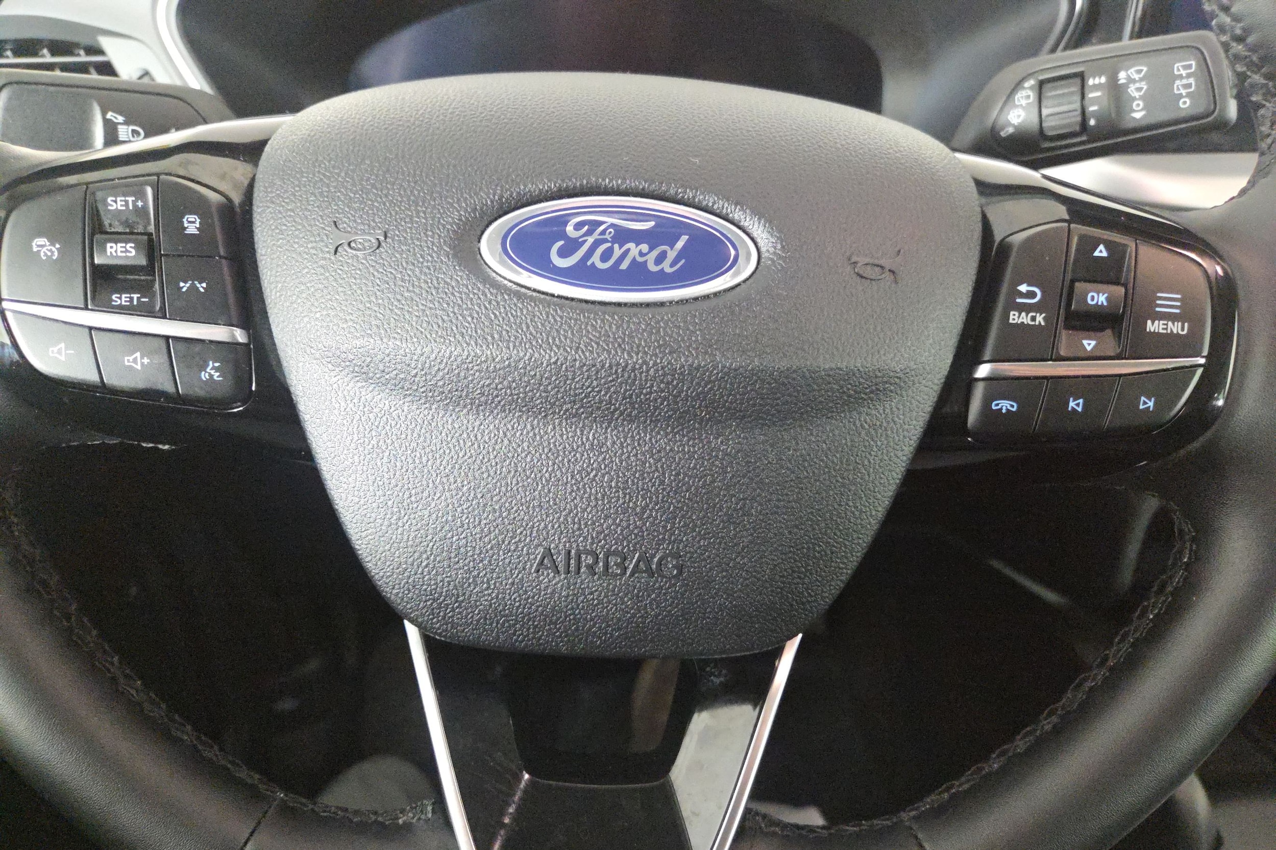 2025 Ford Escape Platinum - Photo 14