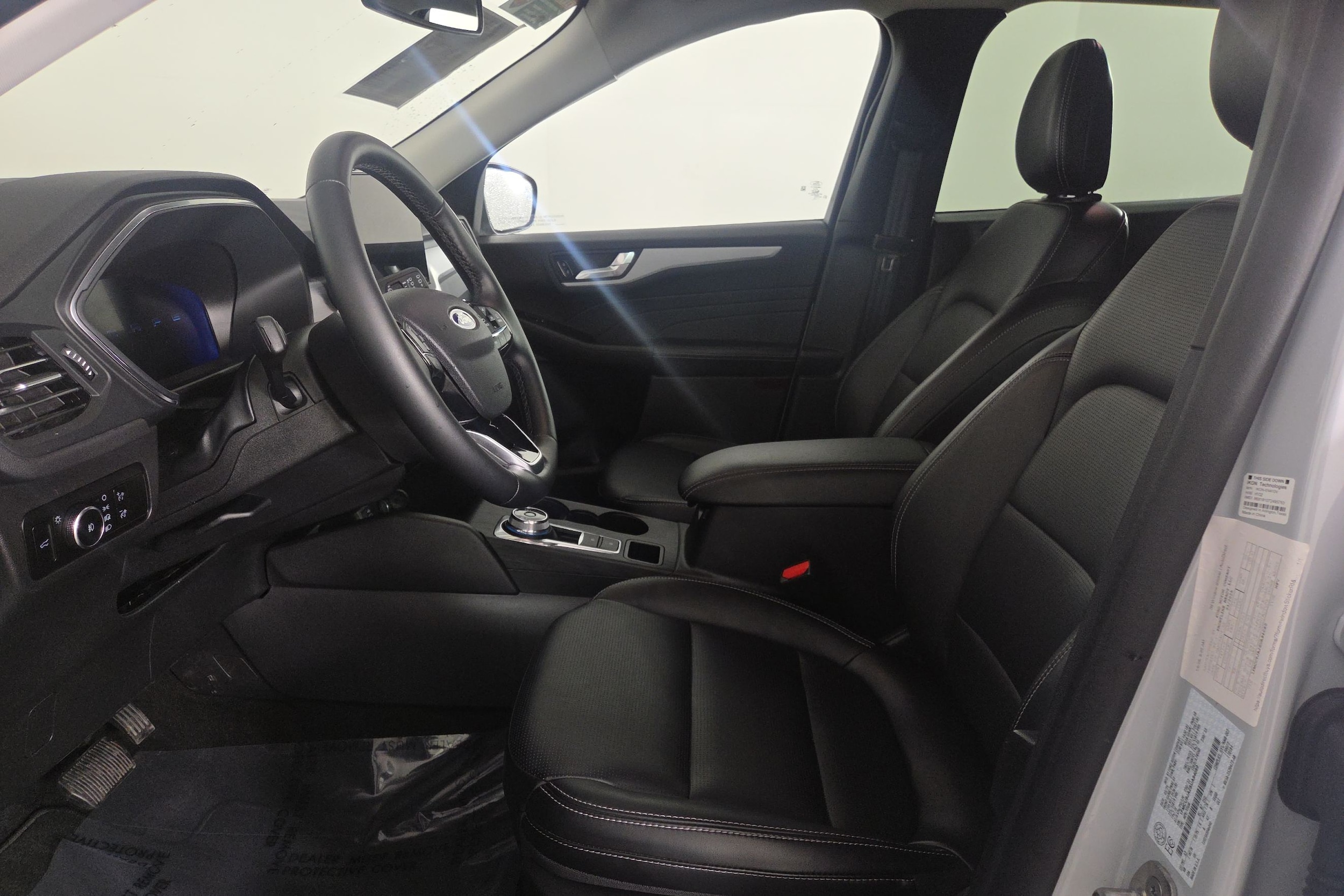2025 Ford Escape Platinum - Photo 7