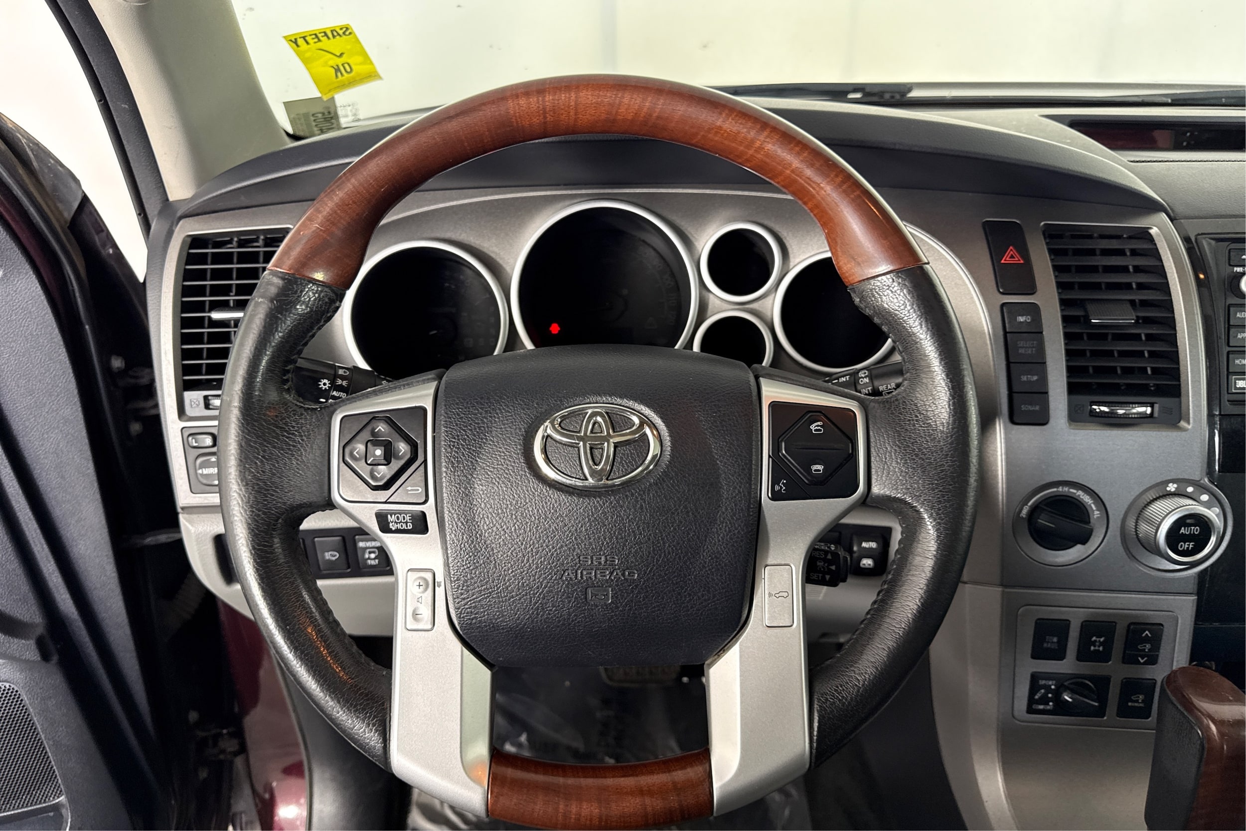 2017 Toyota Sequoia Platinum - Photo 14