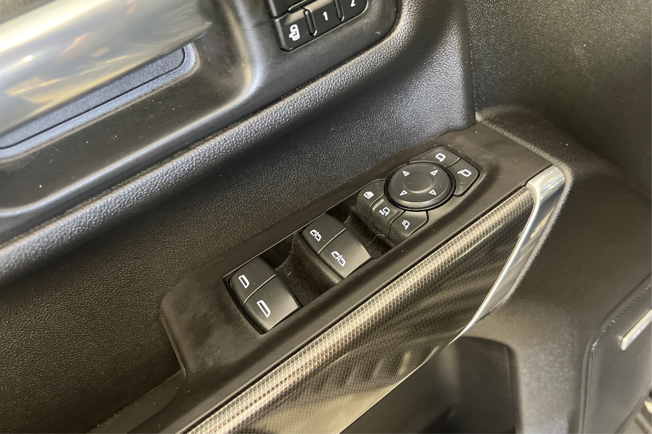 2021 GMC Sierra 2500HD AT4 - Photo 26